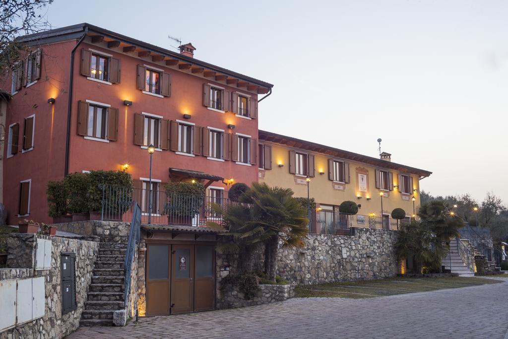 Bed and Breakfast La Zerla Бардолино Экстерьер фото