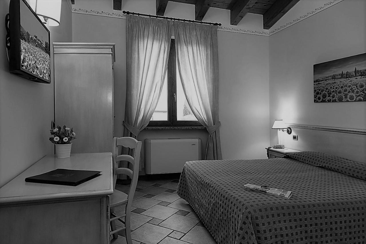 Bed and Breakfast La Zerla Бардолино Номер фото